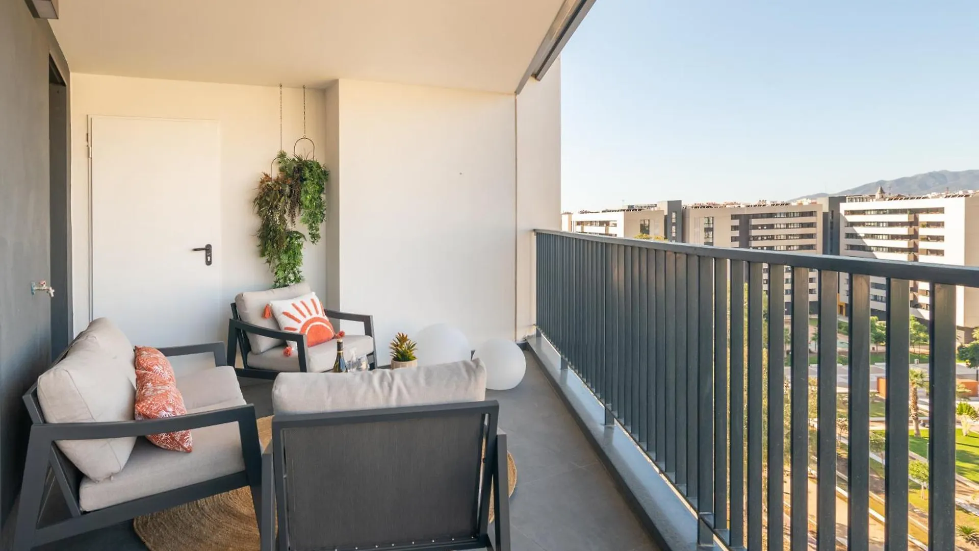 Fantastico Piso Con Vistas Y Terraza 6 Personas Cerca Del Centro Apartment Malaga