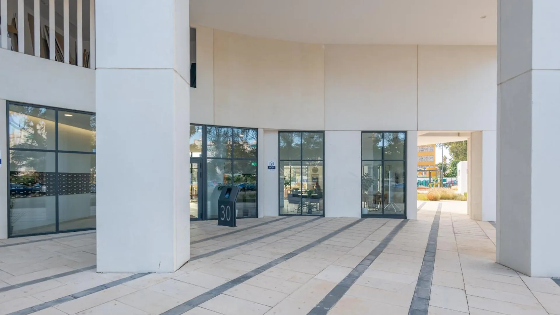Fantastico Piso Con Vistas Y Terraza 6 Personas Cerca Del Centro Apartment Malaga