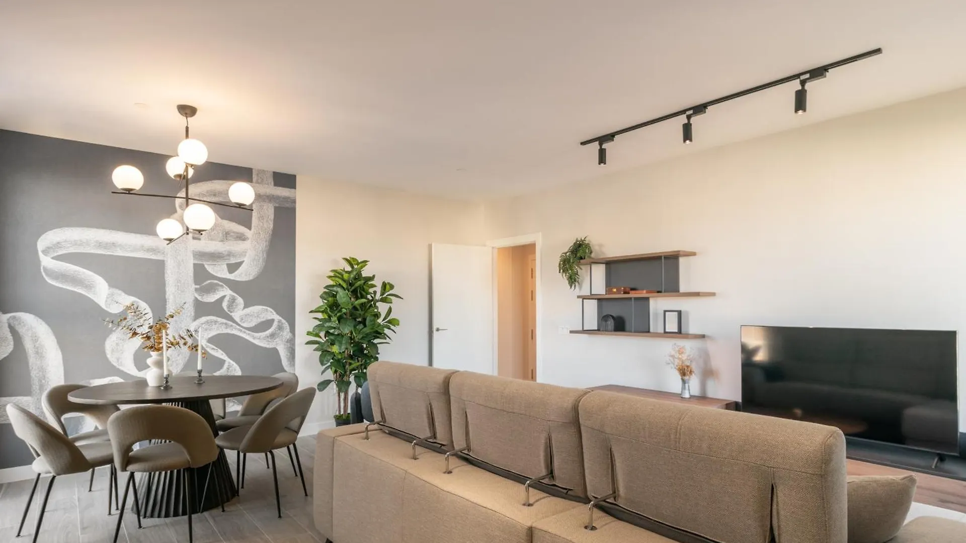 Fantastico Piso Con Vistas Y Terraza 6 Personas Cerca Del Centro Apartment Malaga