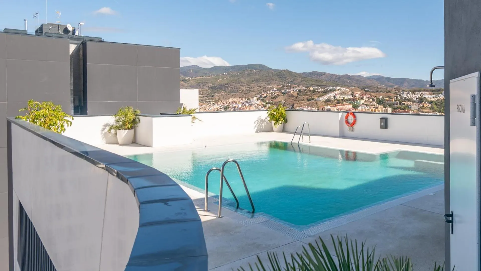 Fantastico Piso Con Vistas Y Terraza 6 Personas Cerca Del Centro Apartment Malaga